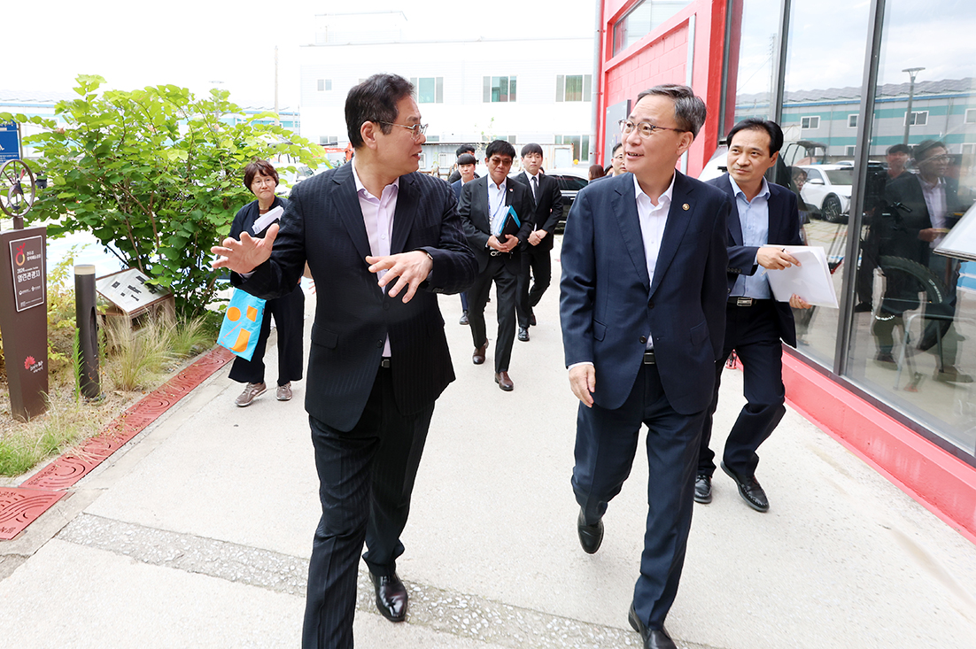 0813_문화체육관광부 제1차관 팔복예술공장 현장방문